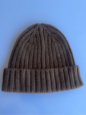 Uniqlo Brown Ribbed Knit Beanie